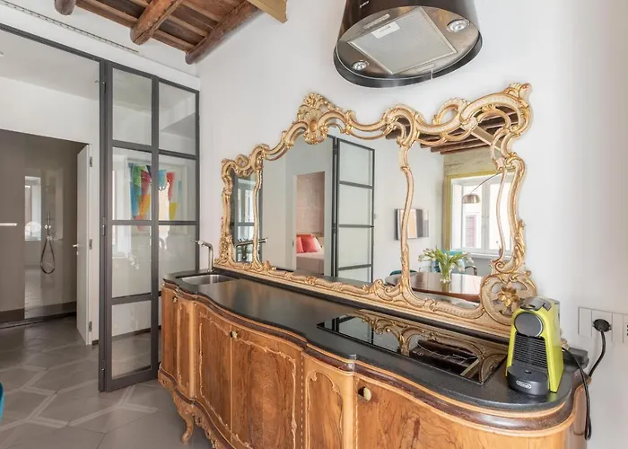 Iflat Vatican High-end Lägenhet *